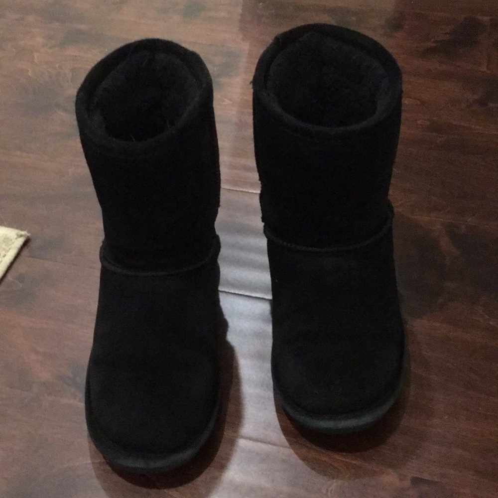 Bear paw boots size 3
